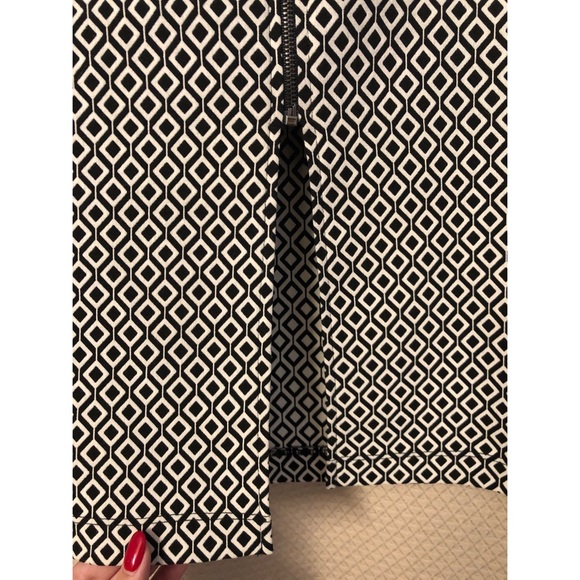 Geometric pencil skirt with zipper - Picture 4 of 4
